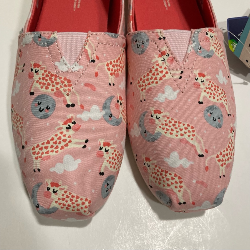 NWT Toms shoes - Picture 5 of 8
